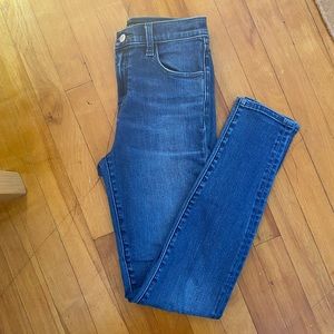 EUC J Brand Skinny Jeans